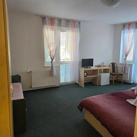 Iris Guest house