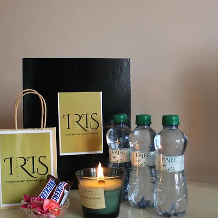 Iris 3*